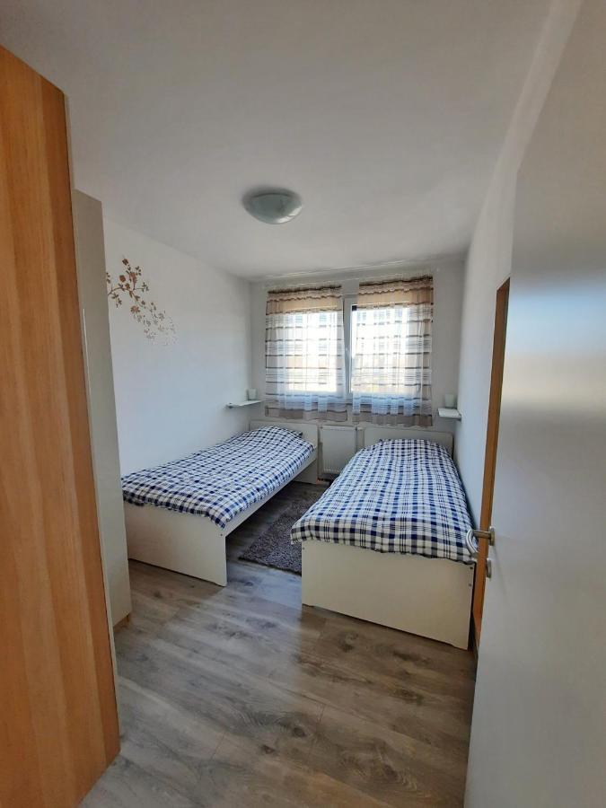 Apartment Mrvica Near The Zagreb Airport Velika Gorica Exterior photo